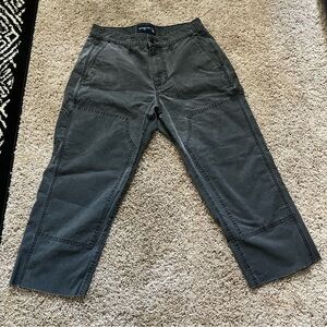 Abercrombie & Fitch double need tapered pants